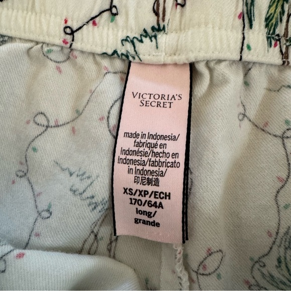 Victoria's Secret Women's Flannel Pajama Set Size XS Tall Christmas Palm Tree - Picture 8 of 10
